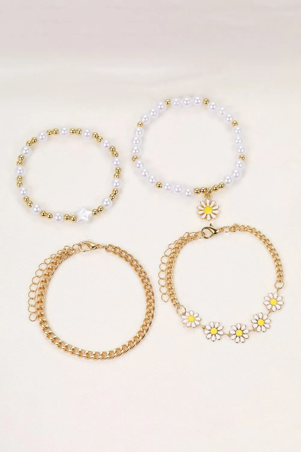 White 4pcs Daisy Pearl Beaded Chain Bracelet Set Bracelets - Tophatter Daily Deals