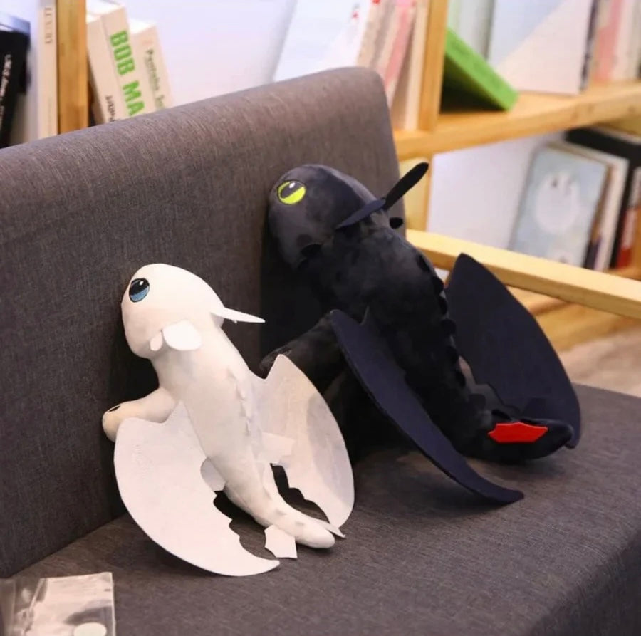 Car Dragons Toothless + Lighfury Pack of Two - Tophatter Daily Deals