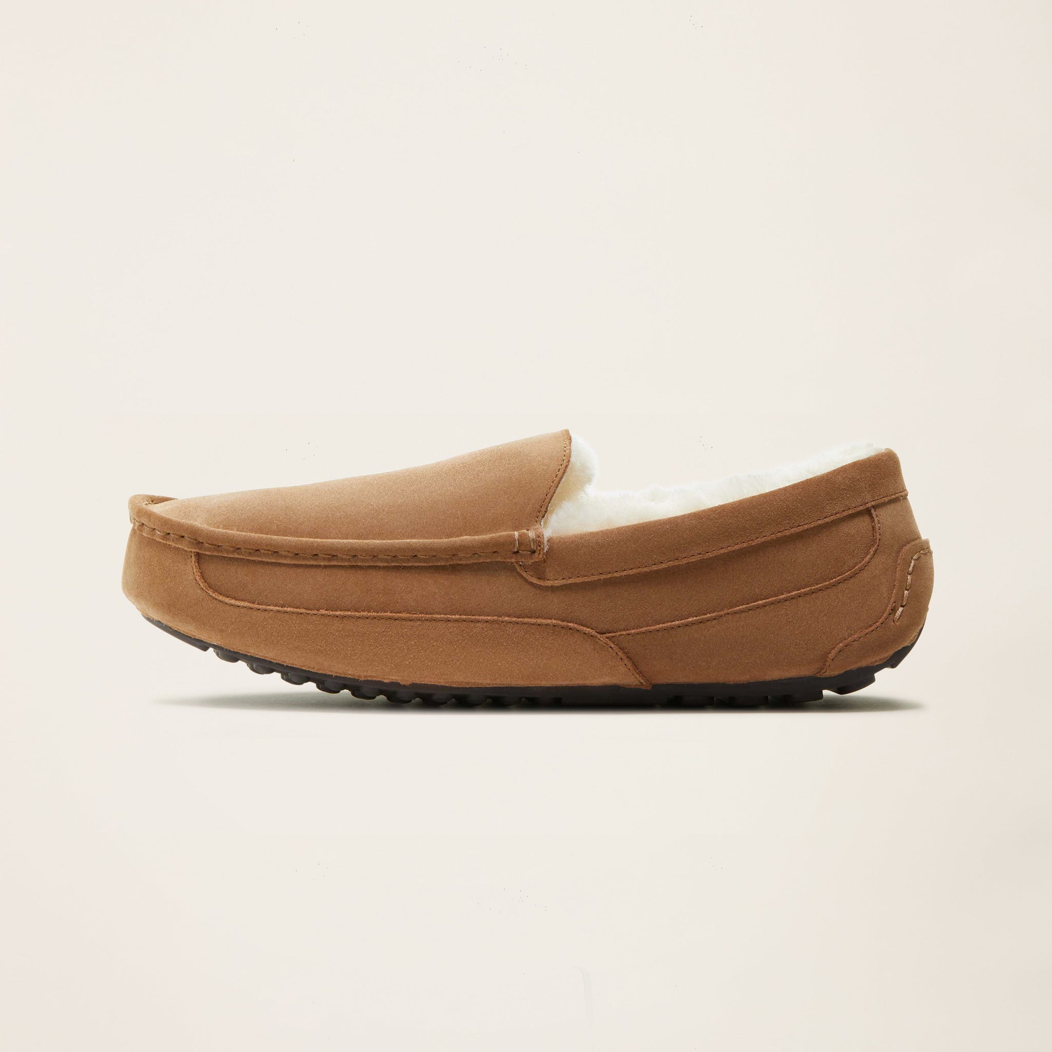 Australian Shearling Tread Men's Moccasin Slippers - Tophatter Daily Deals