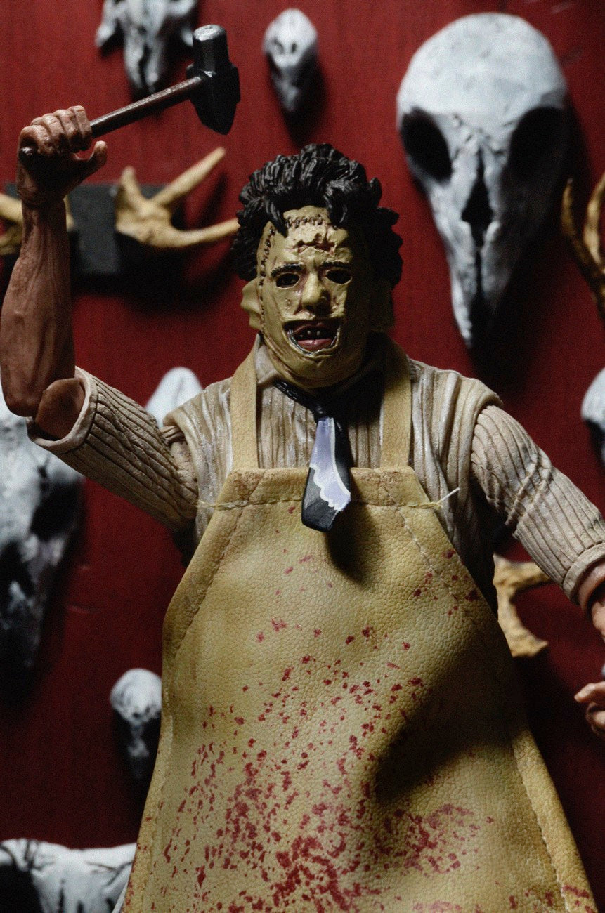 The Texas Chainsaw Massacre – Ultimate Leatherface 40th Anniversary Action Figure Action Figure - Tophatter Daily Deals