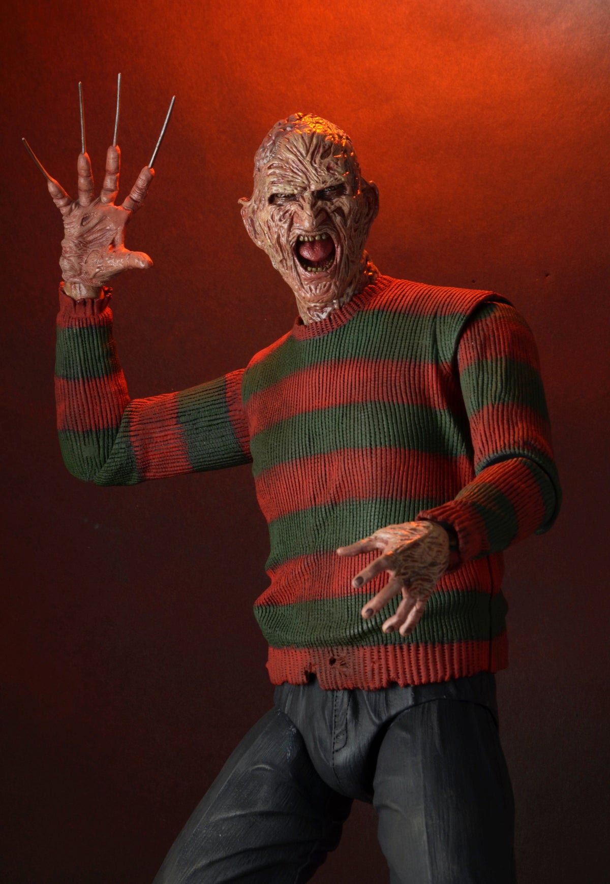 A Nightmare on Elm Street Part 2 – Freddy Krueger 1:4 Scale (18") Action Figure Action Figure - Tophatter Daily Deals