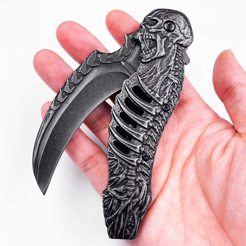 3D Carved Skull Folding knife - Tophatter Daily Deals