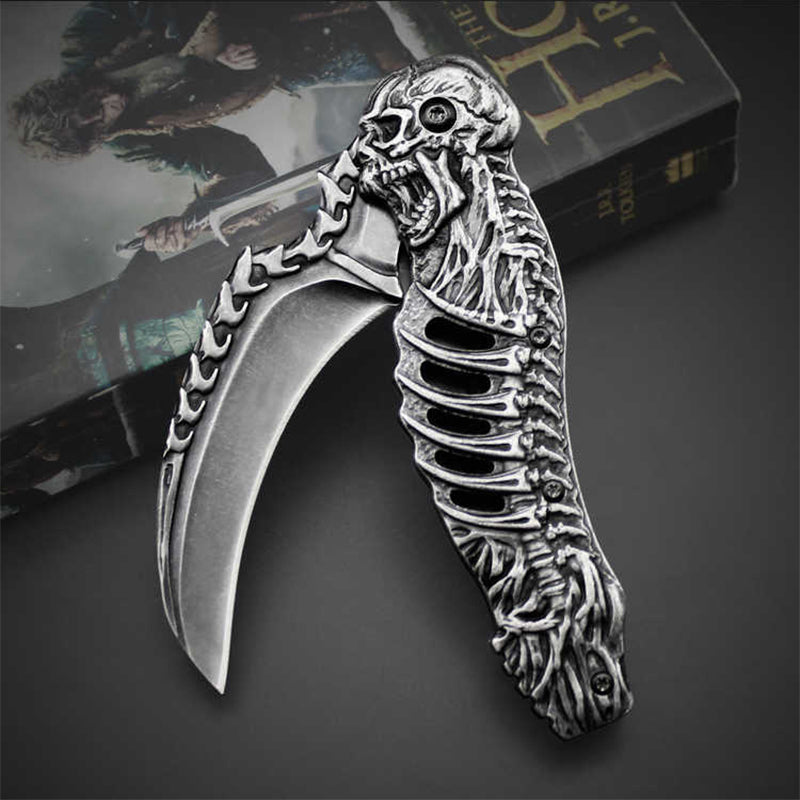 3D Carved Skull Folding knife - Tophatter Daily Deals