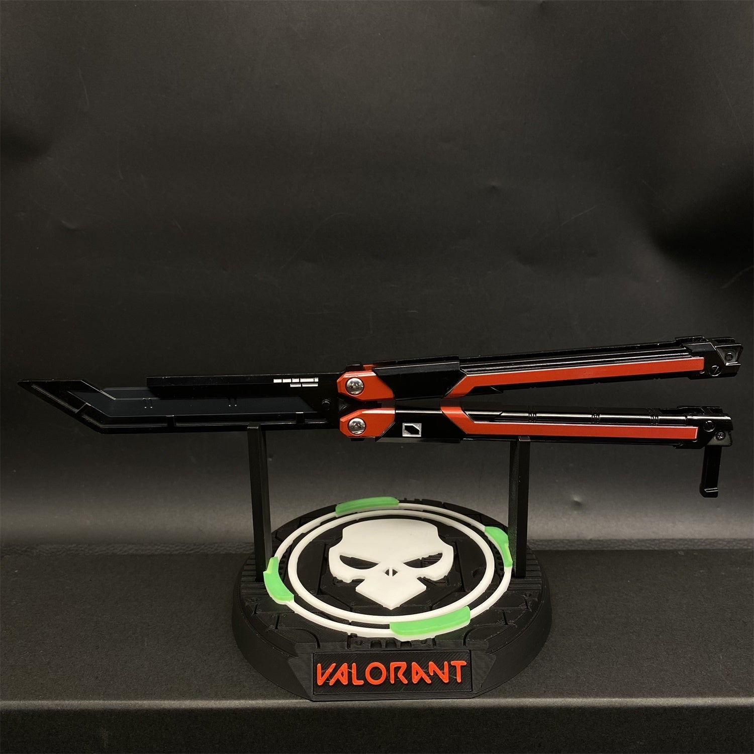 Val Game Balisong 3D Printed Display Holder - Tophatter Daily Deals