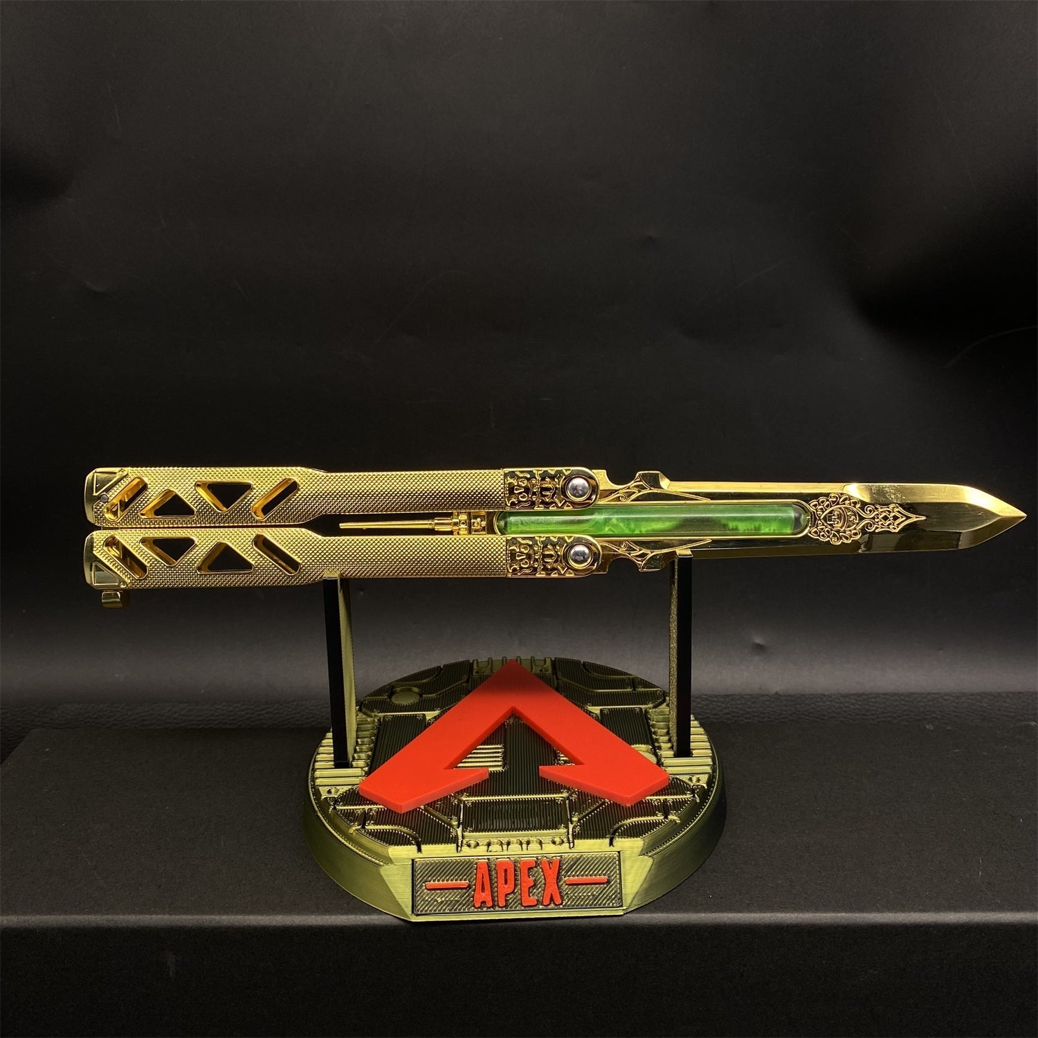 Octane Heirloom 3D Printed Display Holder With Fade Effect - Tophatter Daily Deals