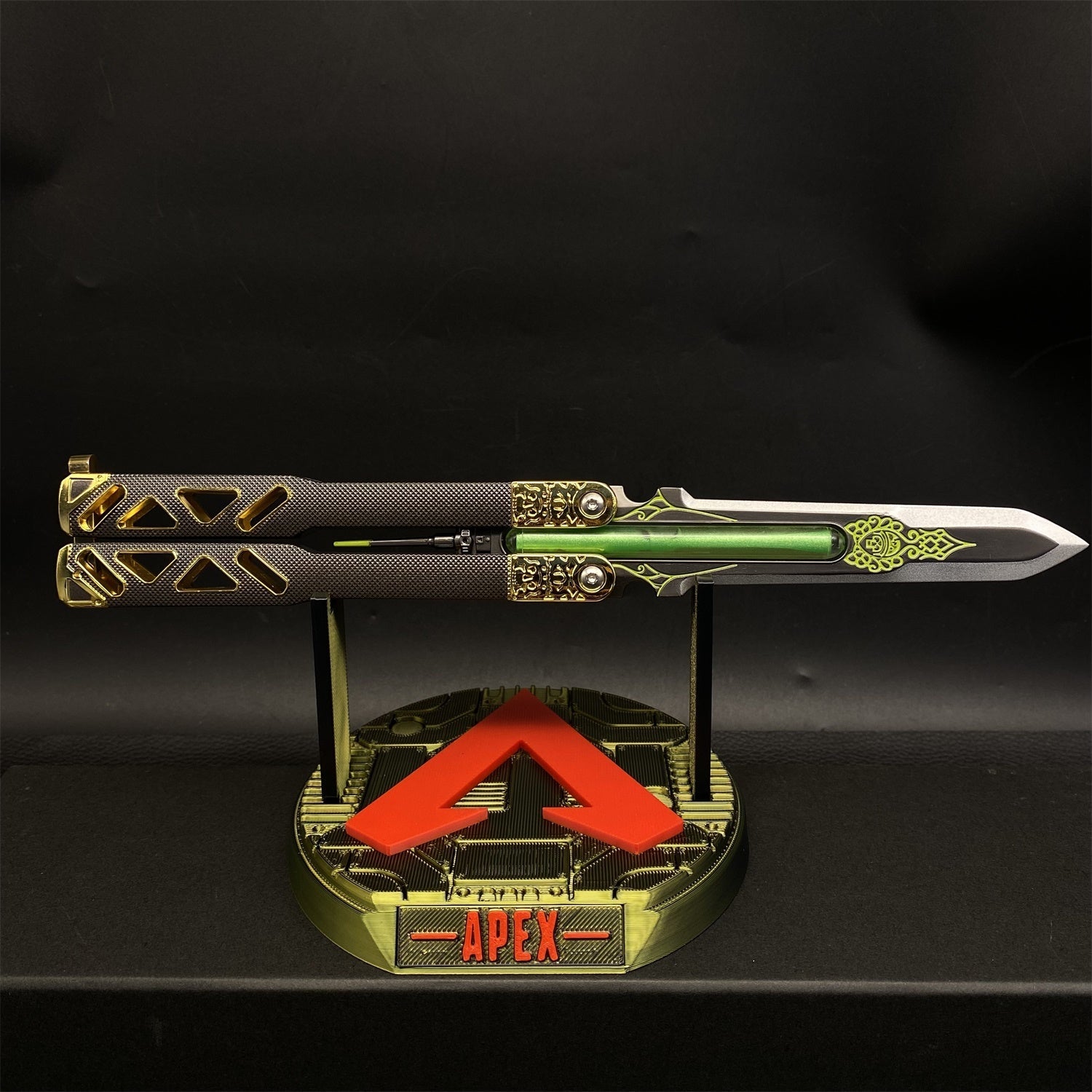 Octane Heirloom 3D Printed Display Holder With Fade Effect - Tophatter Daily Deals