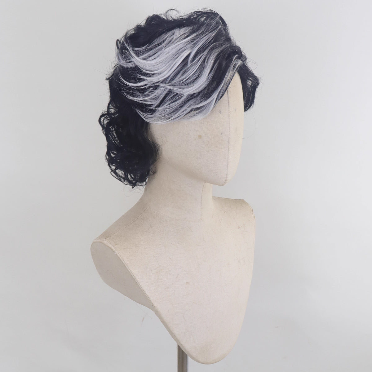 Clair Obscur: Expedition 33 Verso Black Cosplay Wig Wig - Tophatter Daily Deals