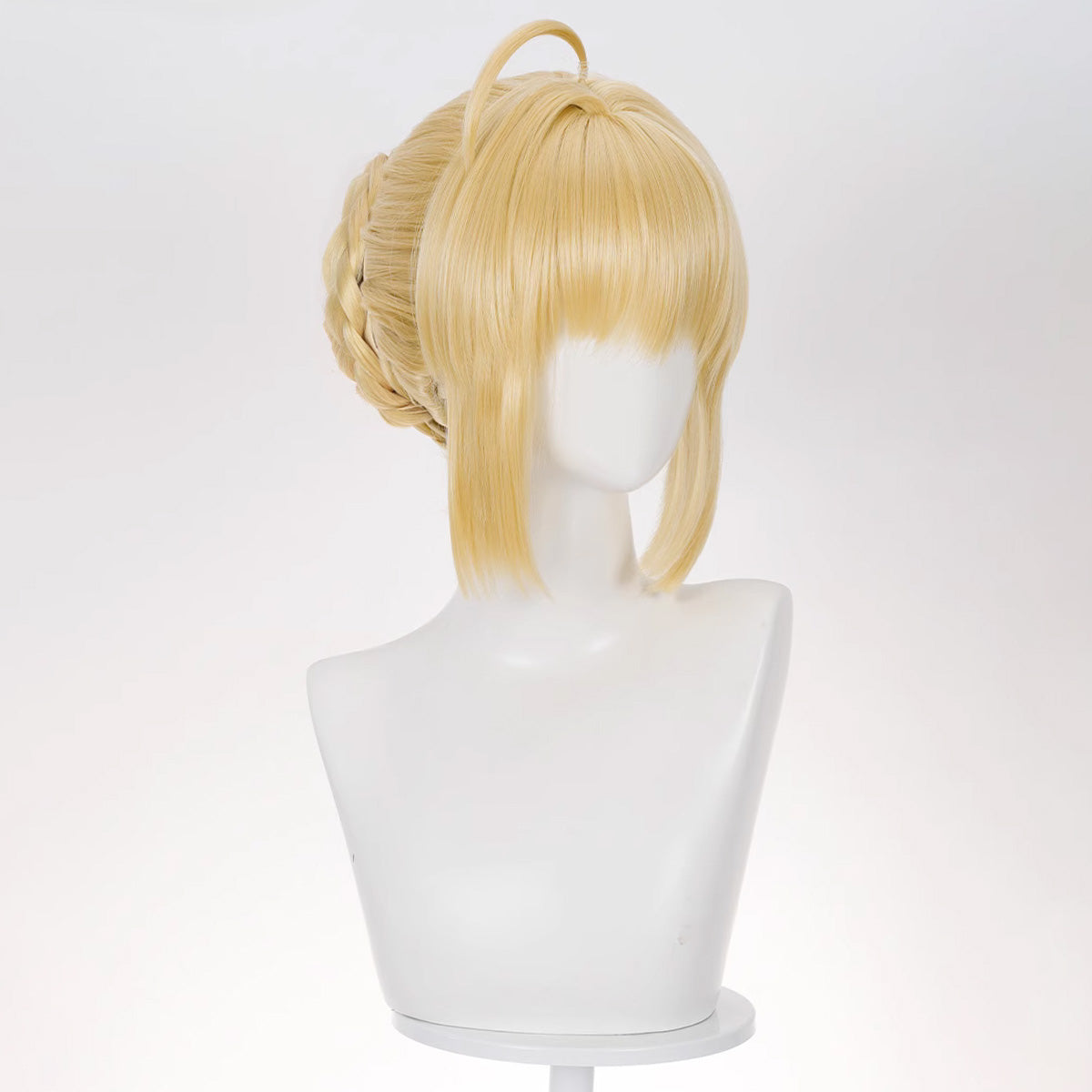 Honkai: Star Rail Saber Golden Cosplay Wig Wig - Tophatter Daily Deals
