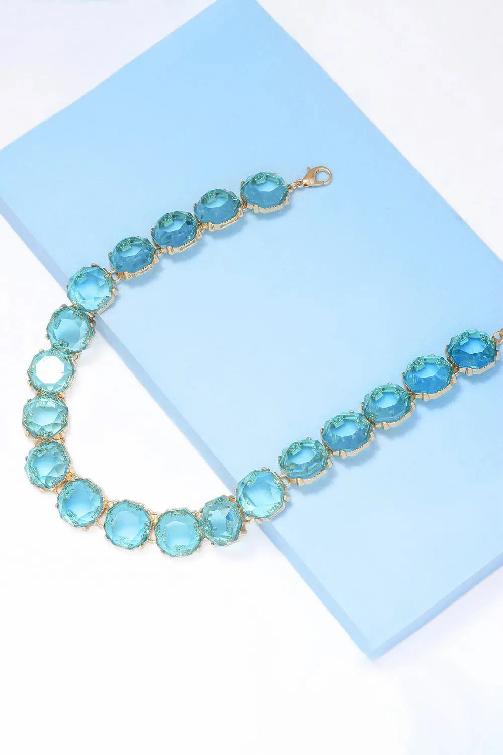 Zinc Alloy Resin Necklace Necklaces - Tophatter Daily Deals