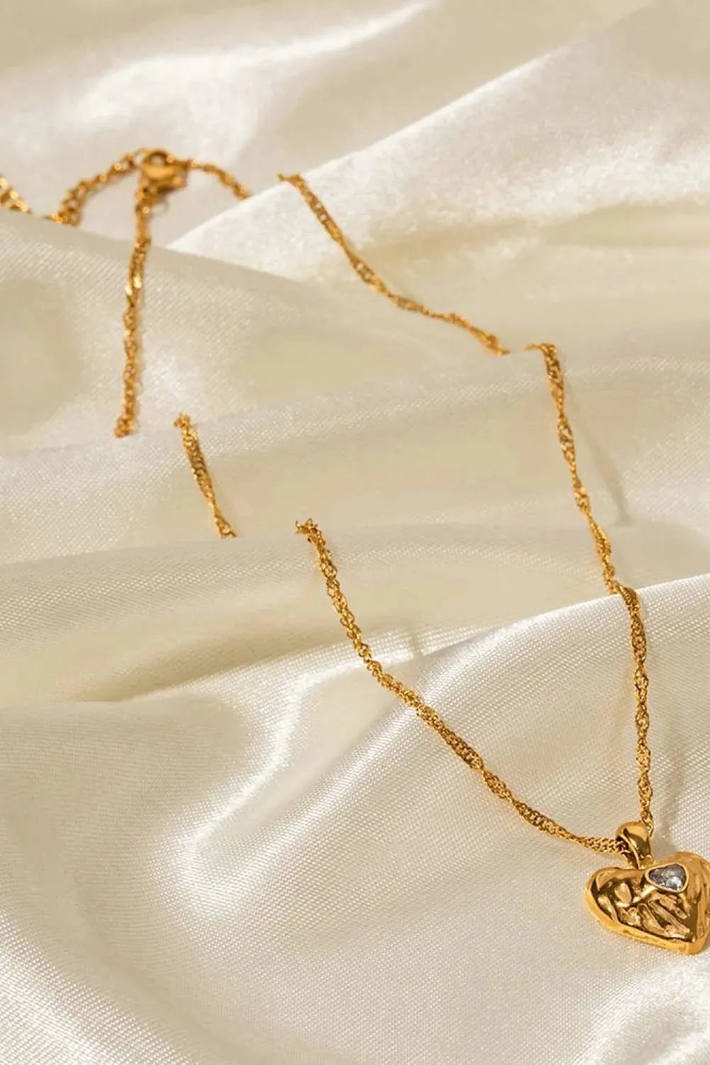 Heart Pendant Stainless Steel Necklace Necklaces - Tophatter Daily Deals