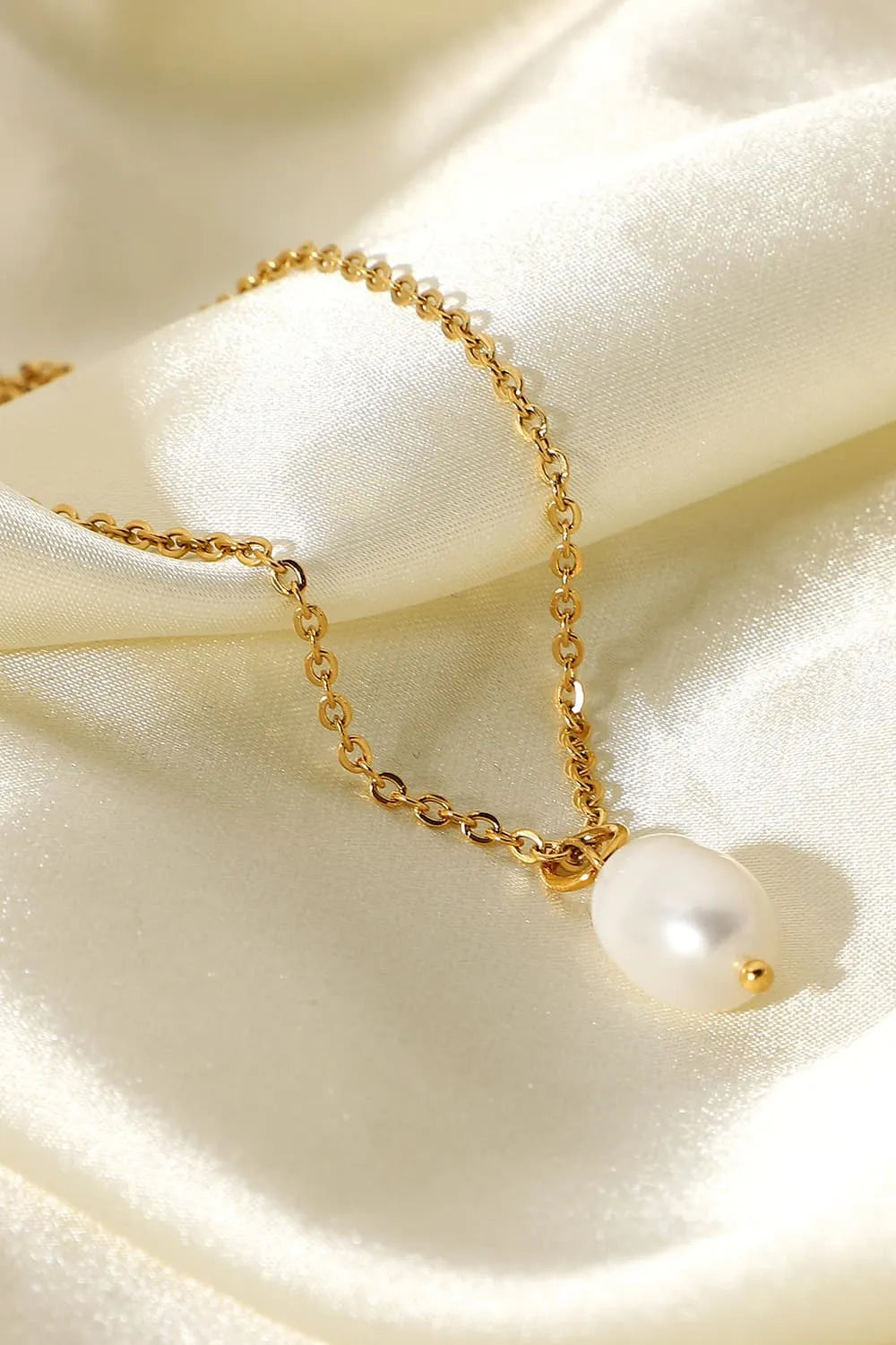 Freshwater Pearl Pendant Necklace Necklaces - Tophatter Daily Deals