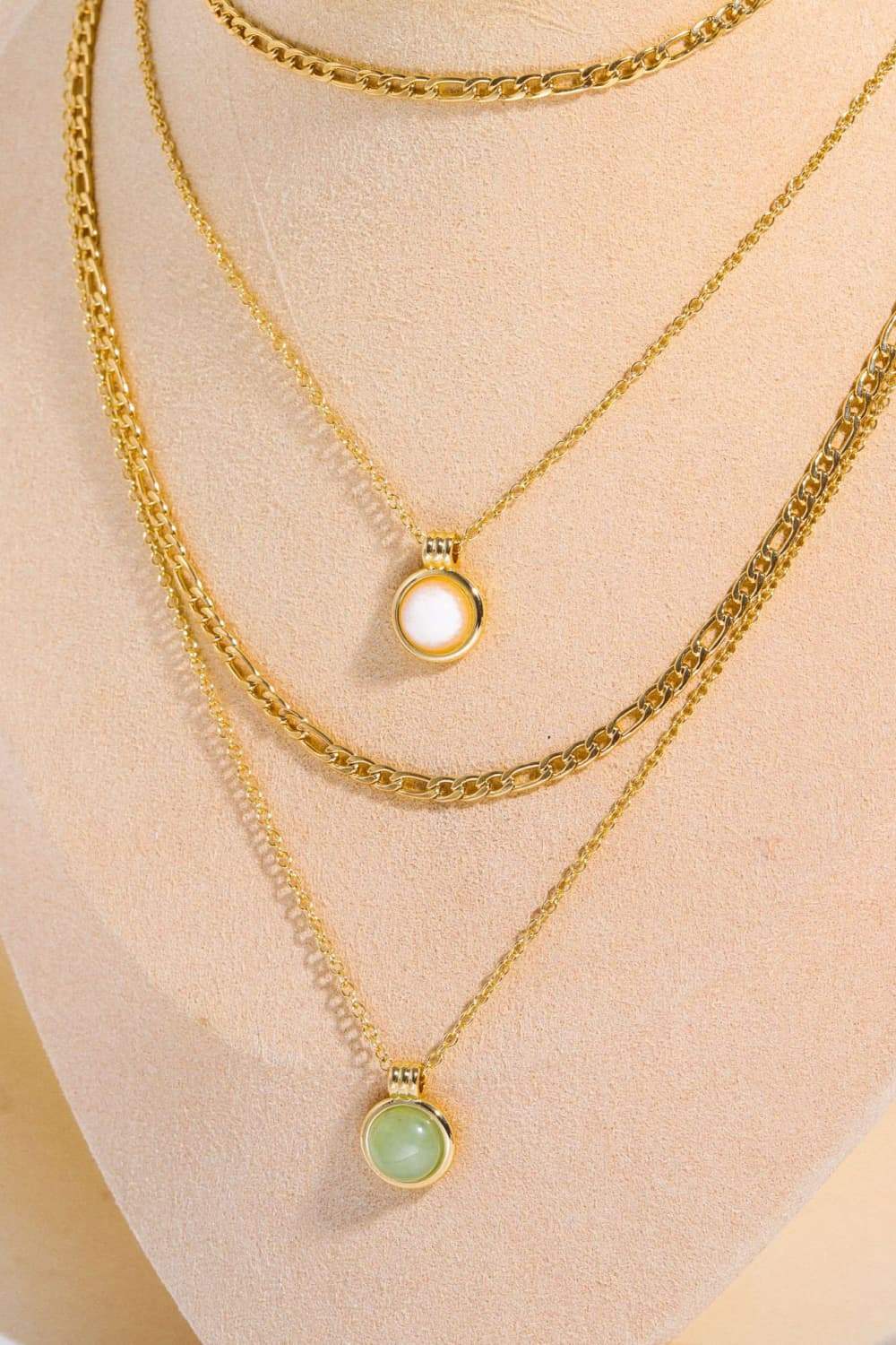 Copper 14K Gold-Plated Round Shape Aventurine Pendant Necklace Necklaces - Tophatter Daily Deals