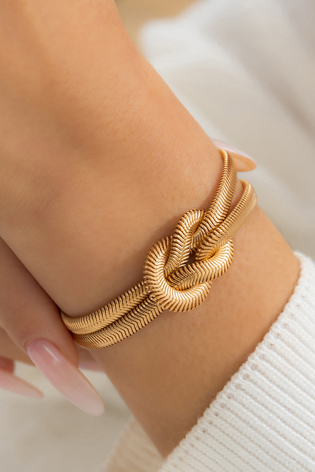 Gold Knotted Snake Bone Chain Adjustable Bracelet Gold ONE SIZE Iron chain Bracelets - Tophatter Daily Deals