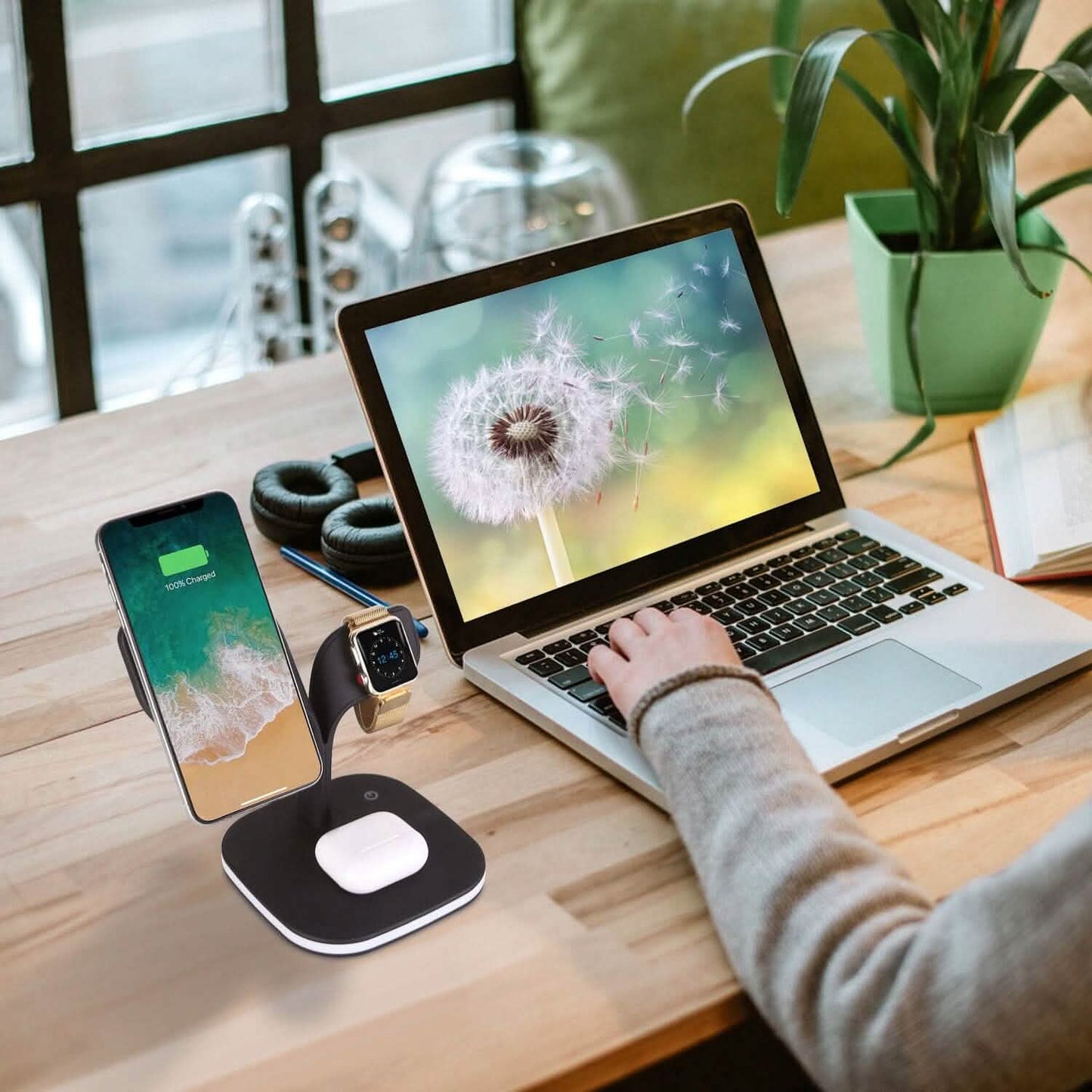 4-in-1 Magnetic Wireless Charging Station Dock Mobile Accessories - Tophatter Daily Deals