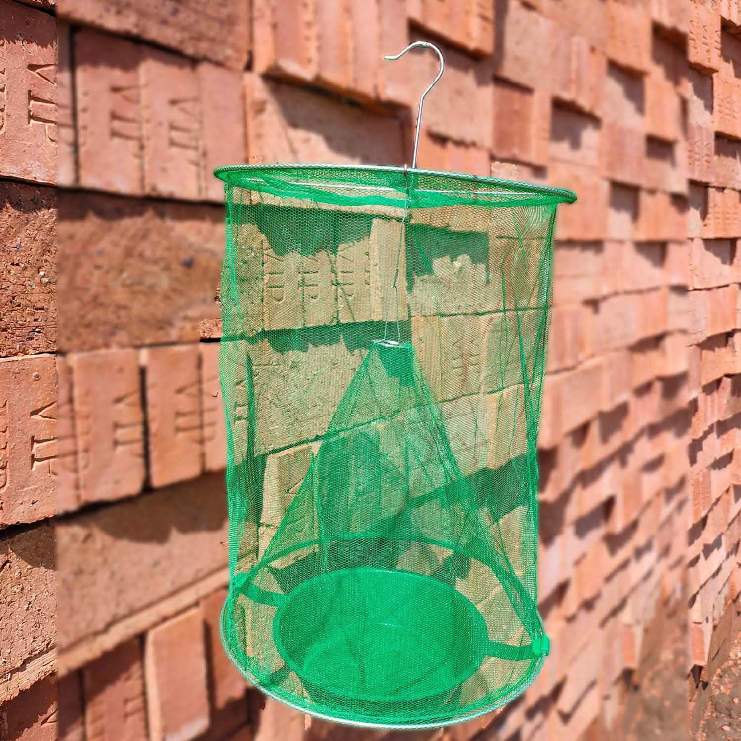 4-Piece: Ranch Fly Trap with Bait Set Pest Control - Tophatter Daily Deals