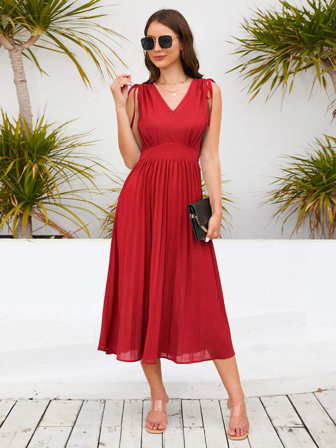 Pleated V-Neck Sleeveless Midi Dress Casual Dresses - Tophatter Daily Deals