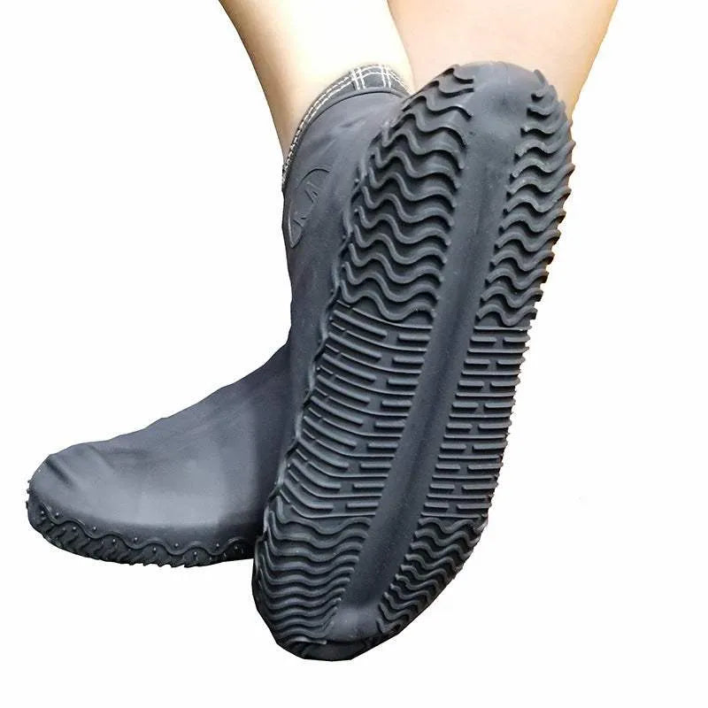 Ultra-Durable Silicovers Non-Slip Shoe Covers: Keep Your Shoes Clean & Dry Black Shoe Covers - Tophatter Daily Deals
