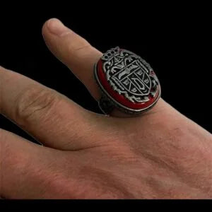 Universal Monsters – The Ring of Dracula Collector Edition Prop Replica Ring - Tophatter Daily Deals