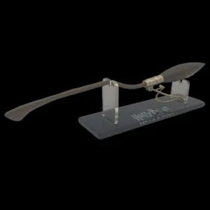Harry Potter – Nimbus 2000 Scaled Prop Replica Prop Replica - Tophatter Daily Deals