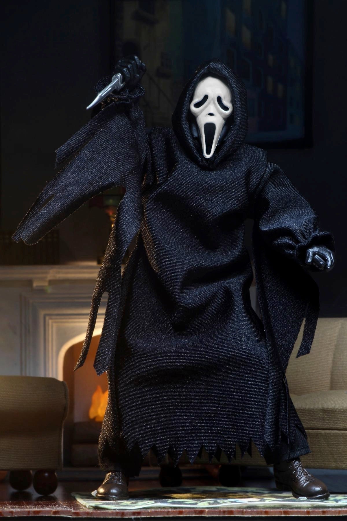 Scream - Ghostface Clothed Figure (8") Action Figure - Tophatter Daily Deals