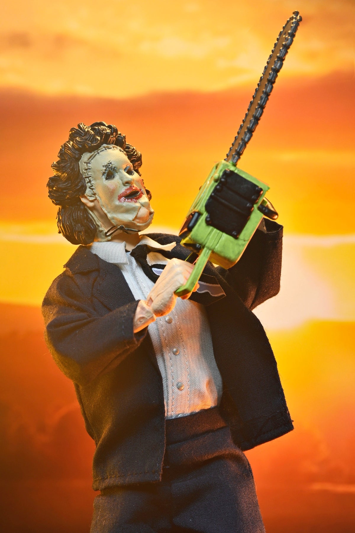 The Texas Chainsaw Massacre – 50th Anniversary Leatherface (Pretty Woman Mask) Clothed Action Figure Mask - Tophatter Daily Deals