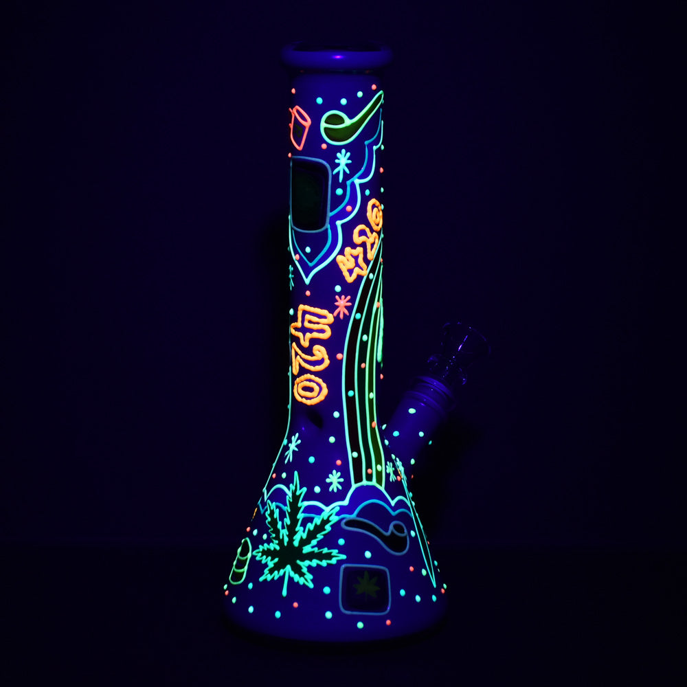 420 Beach Vibes Beaker Bong Bongs - Tophatter Daily Deals