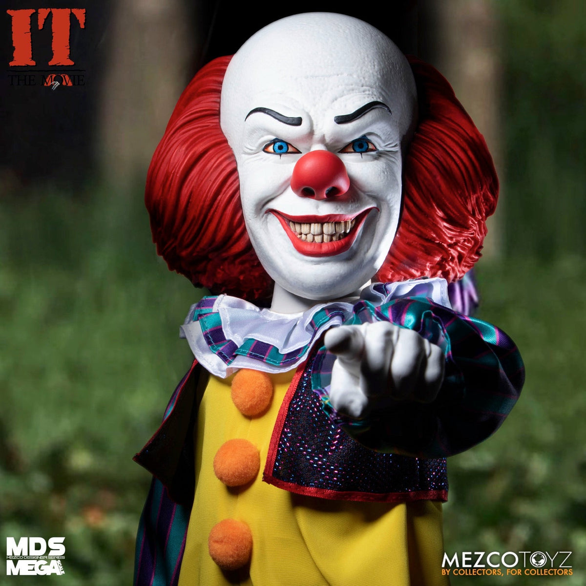IT - Talking Pennywise 15" MDS Megascale Collectible Figure - Tophatter Daily Deals