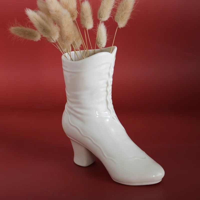 High Heel Ceramic Vase - Tophatter Daily Deals