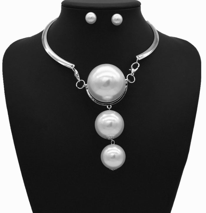 Big Pearl Pendant Necklace Exaggerated Jewelry Silver 0 - Tophatter Daily Deals