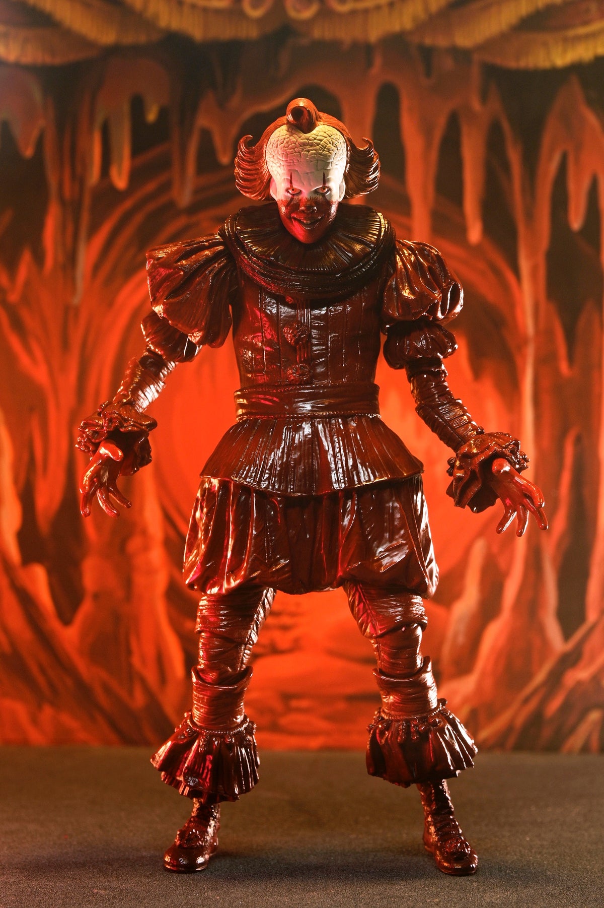 IT – Welcome To Derry Ultimate Blood Pennywise 7” Collectible Figure - Tophatter Daily Deals
