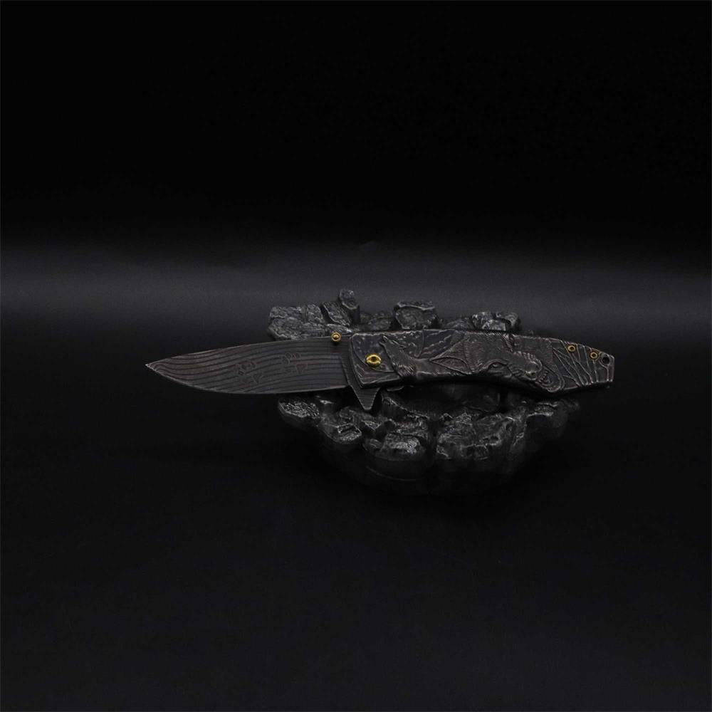 Wolf Head Relief Folding Knife - Tophatter Daily Deals