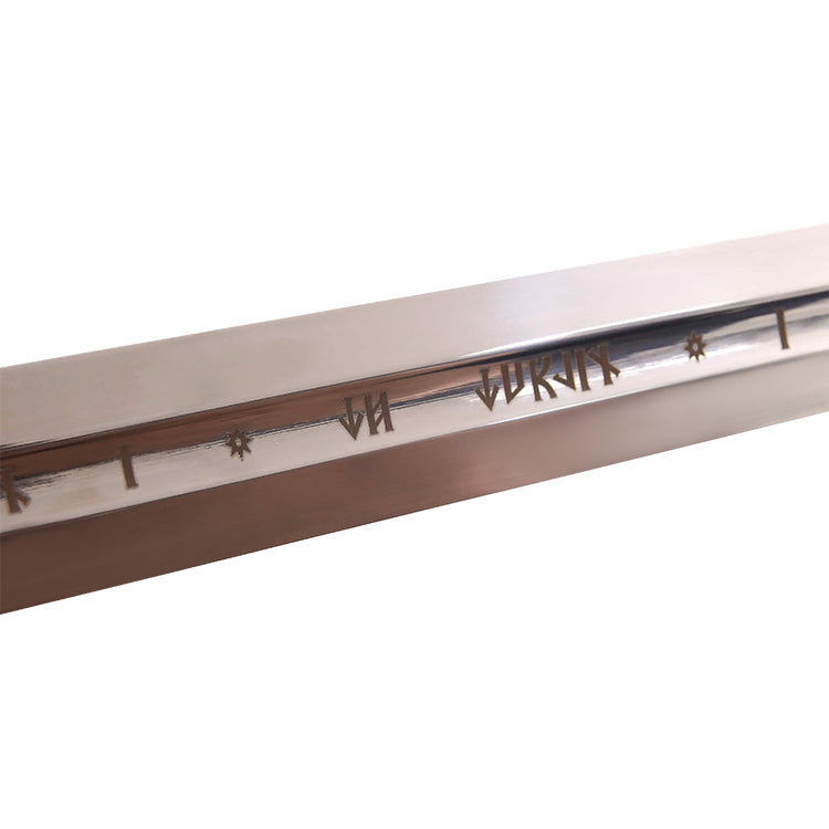 LORD OF THE RINGS - NEW! Superior Anduril, The Sword Reforged with Scabbard and Plaque Sword - Tophatter Daily Deals