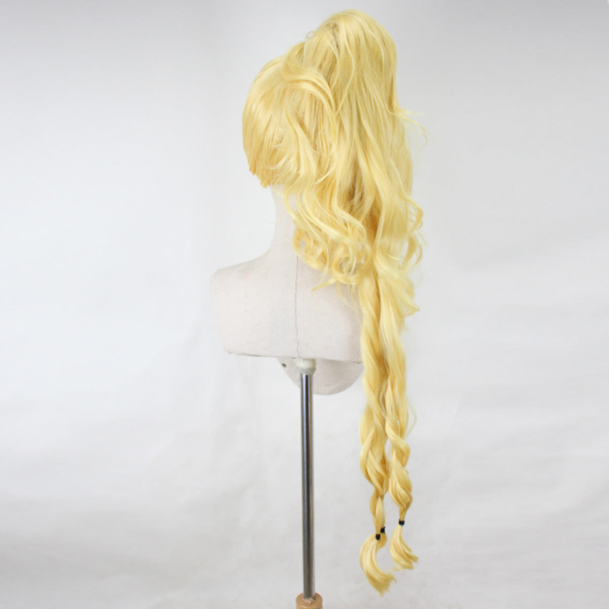 Monster Hunter Wilds Gemma Golden Cosplay Wig Wig - Tophatter Daily Deals