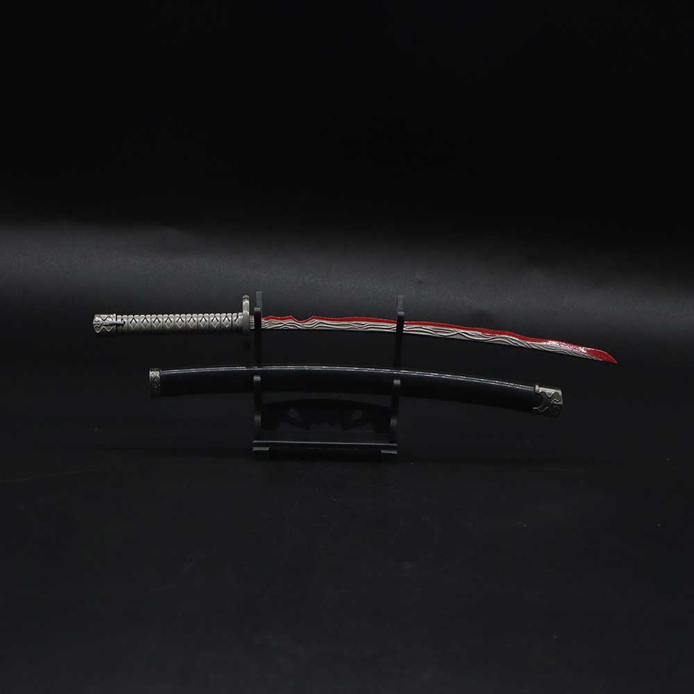 Dead Mountain Blood Sea Warrior Blade With Display Holder - Tophatter Daily Deals