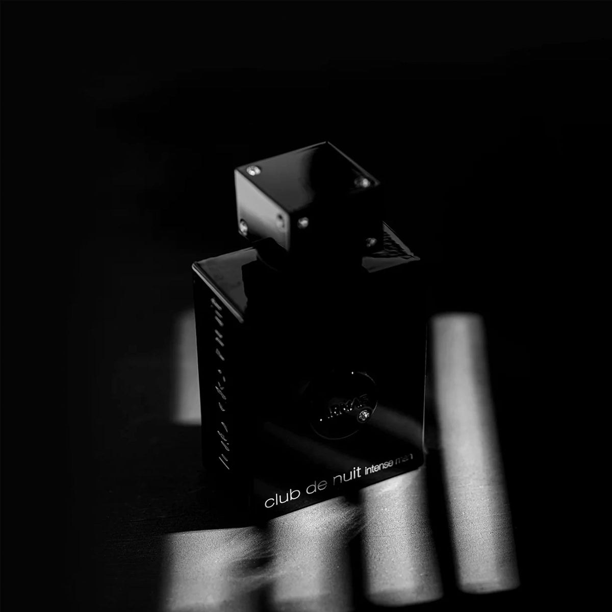 Armaf Club De Nuit Intense Man Eau De Toilette 105ml Spray - Tophatter Daily Deals