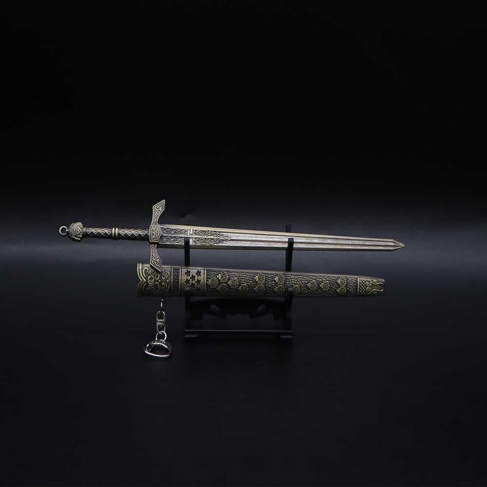 Giant Sword Of Exiled Knight - Tophatter Daily Deals