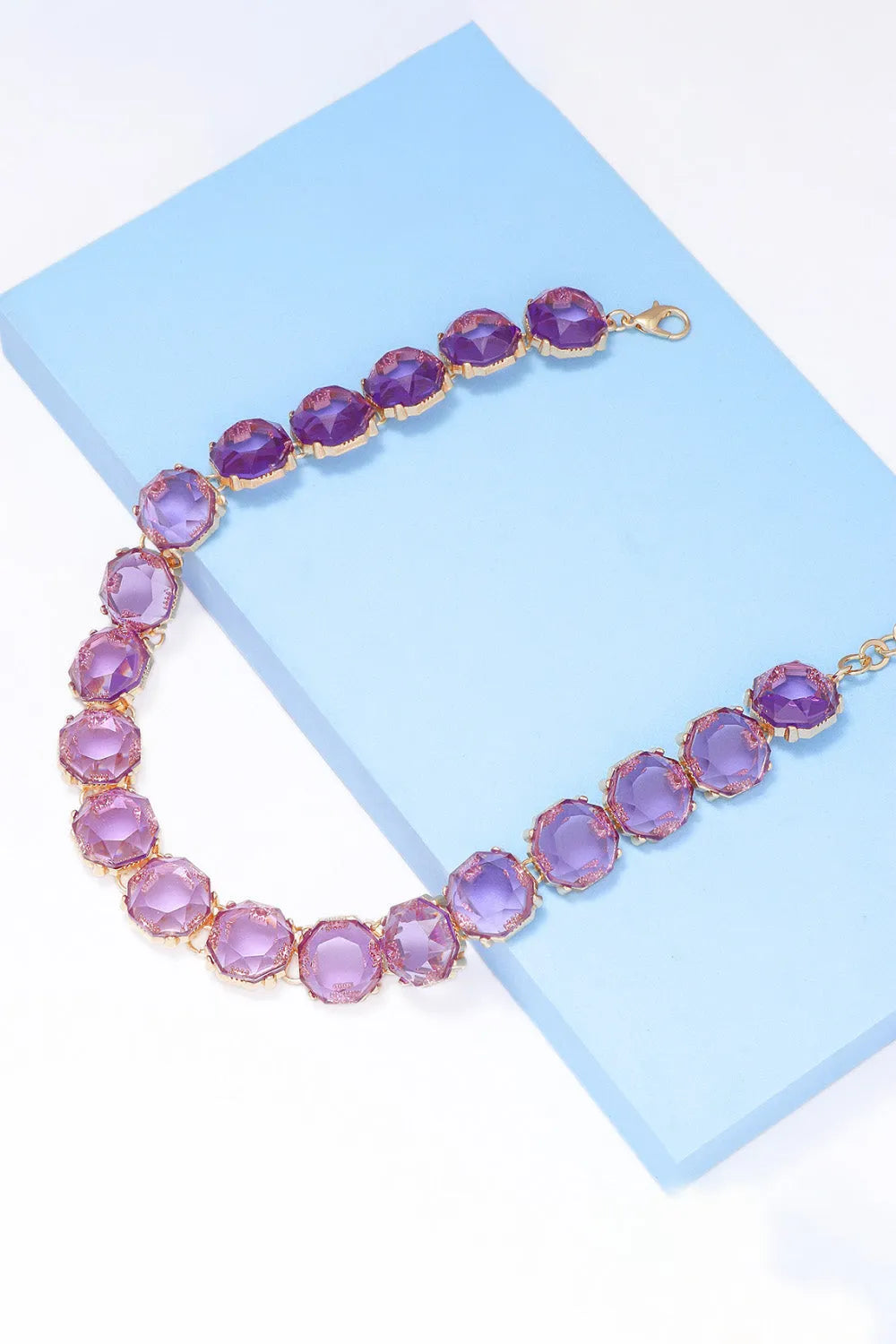 Zinc Alloy Resin Necklace Necklaces - Tophatter Daily Deals