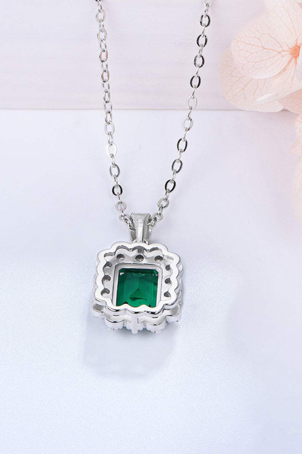 1.5 Carat Lab-Grown Emerald Pendant 925 Sterling Silver Necklace Necklaces - Tophatter Daily Deals