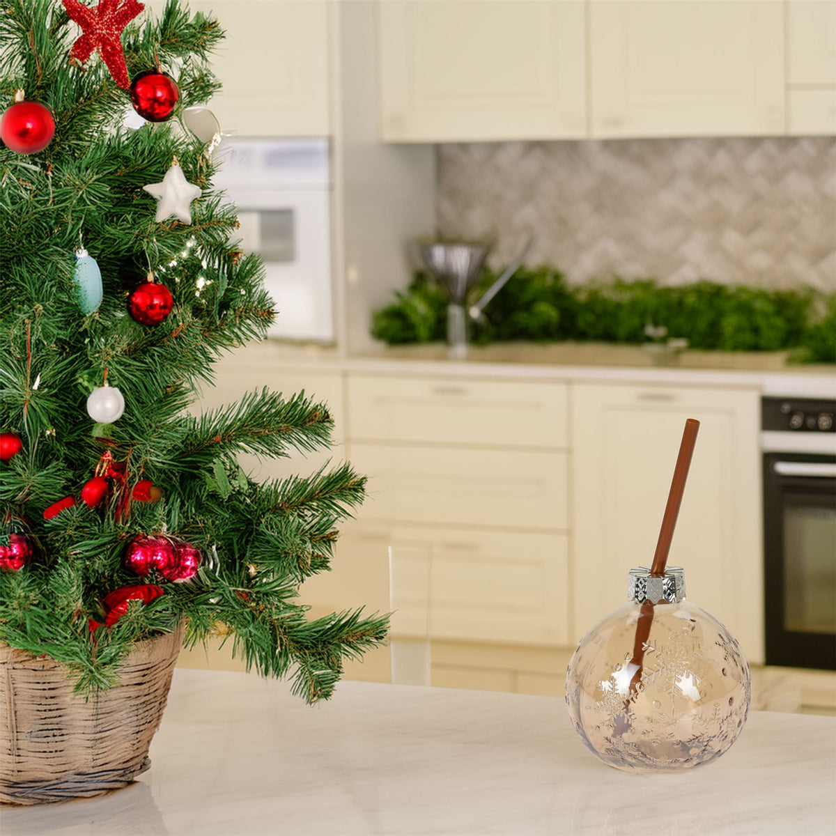 Christmas Bauble Drinking Jar | Novelty Glass with Straw for Festive Drinks Drinking Jar - Tophatter Daily Deals
