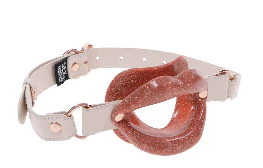 Sex and Mischief Peaches n CreaMe Silicone Lips > Bondage Gear > Gags and Bits - Tophatter Daily Deals