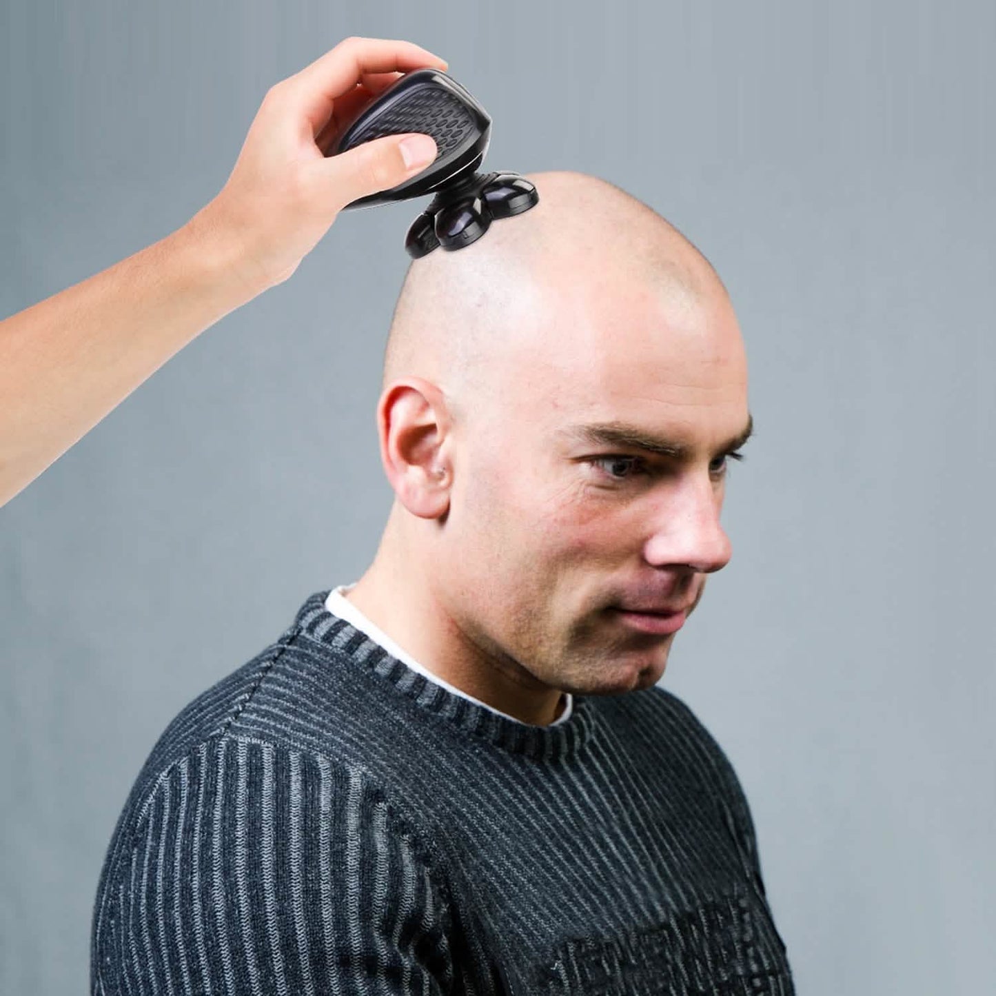 5-in-1 Electric Razor For Bald Men Men's Grooming - Tophatter Daily Deals