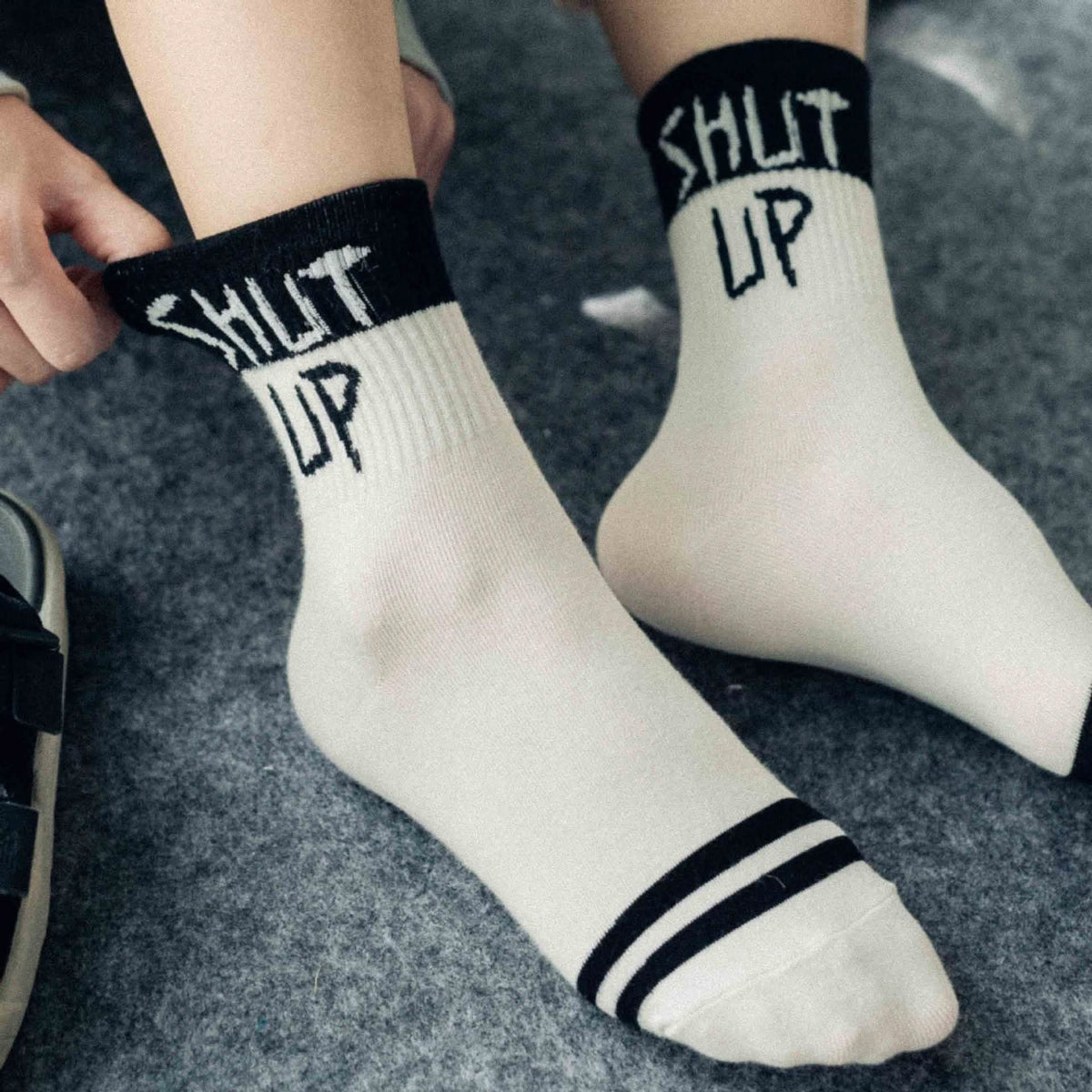 5-Pairs Unisex English Letter Street Fashion Cool Socks Women's Socks & Hosiery - Tophatter Daily Deals
