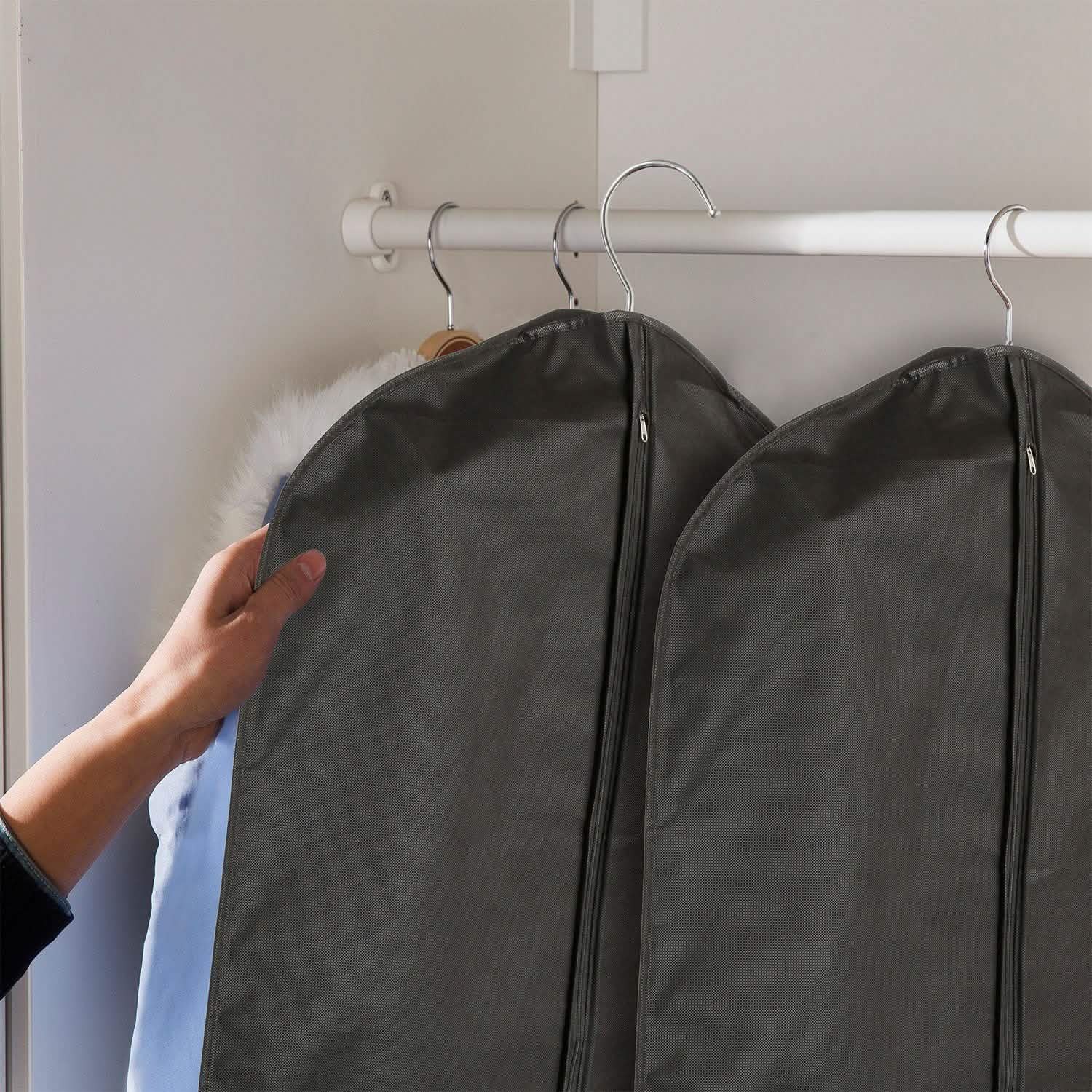 5-Piece: 39" Garment Bags Hanging Suit Bags Covers Storage & Organization - Tophatter Daily Deals