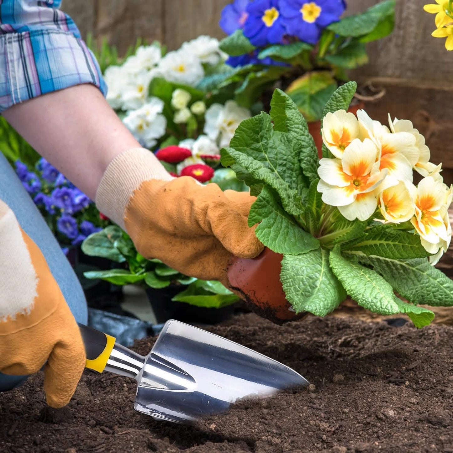5-Pieces Set: Heavy Duty Garden Tool Set with Non-Slip Handle Garden & Patio - Tophatter Daily Deals