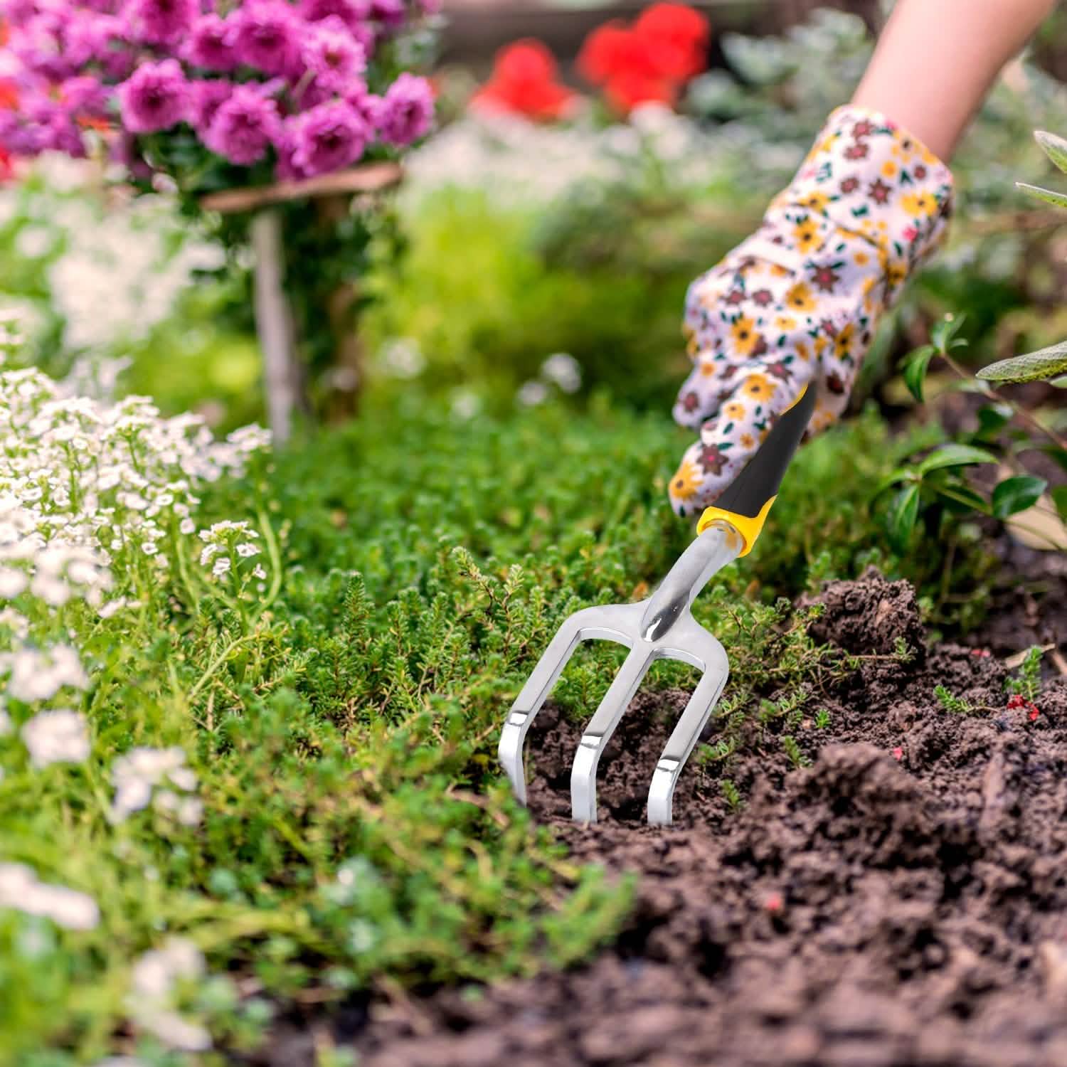 5-Pieces Set: Heavy Duty Garden Tool Set with Non-Slip Handle Garden & Patio - Tophatter Daily Deals