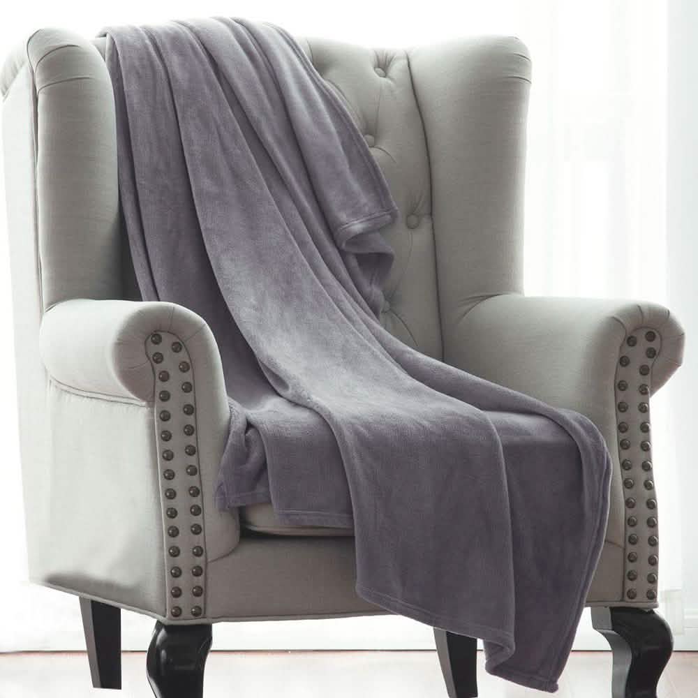 50” X 60” Ultra Soft Micro-Fleece Throw Blanket Bedding - Tophatter Daily Deals