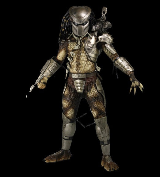Predator - 1:4 Scale Predator jungle Hunter with LED Lights (19") Collectible Figure - Tophatter Daily Deals