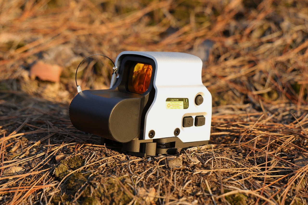 558 Holographic Sight White - Tophatter Daily Deals