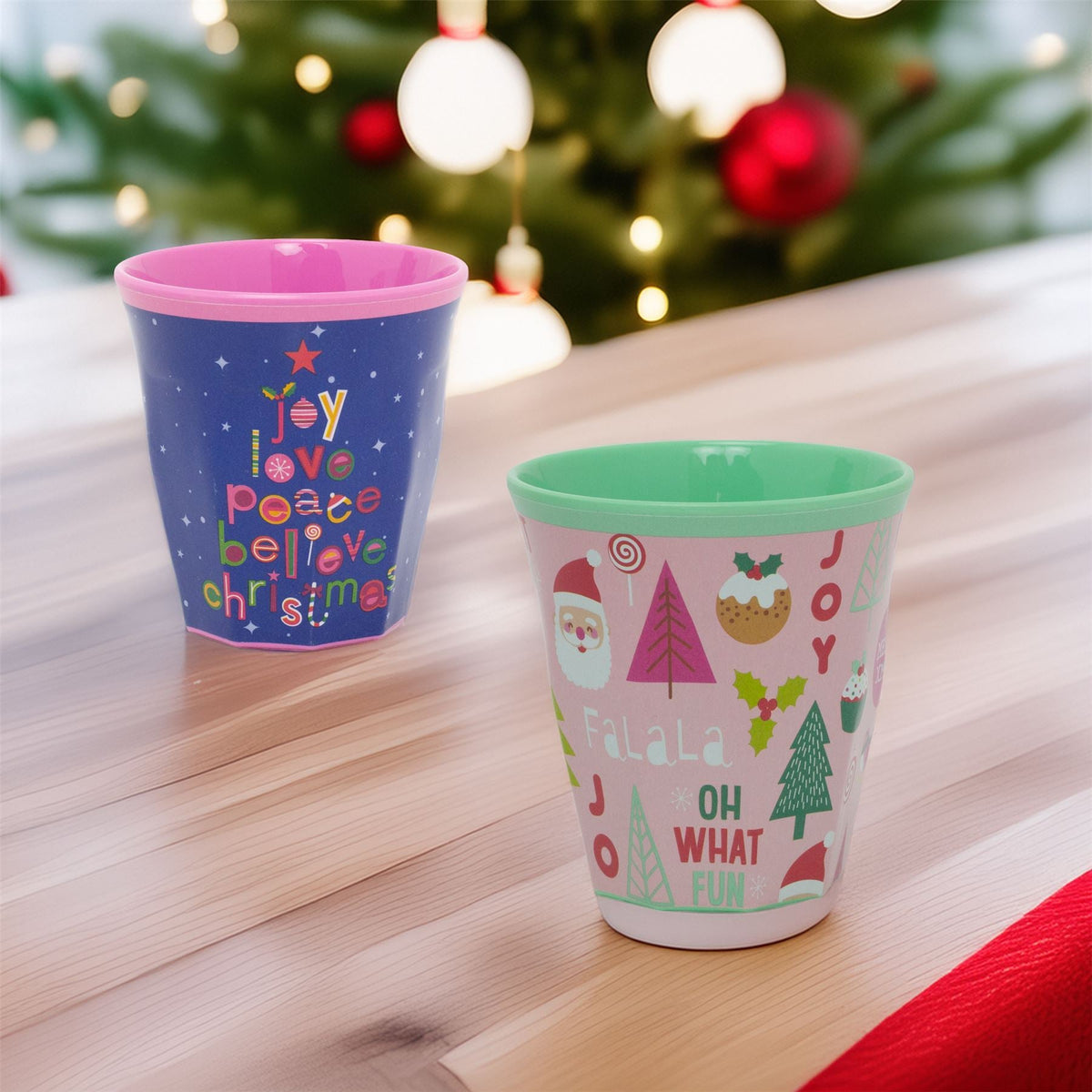 Set of 6 Children's Christmas Beaker | Festive Kids Cup with Christmas Character Design | Plastic Tumbler - 290ml Party Cups - Tophatter Daily Deals