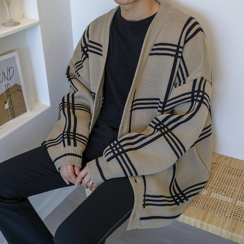 Oversized Men's Cardigan - V Neck Vinylon Knit, Street Khaki 3D Changing Face Moving Picture Frame - Tophatter Daily Deals